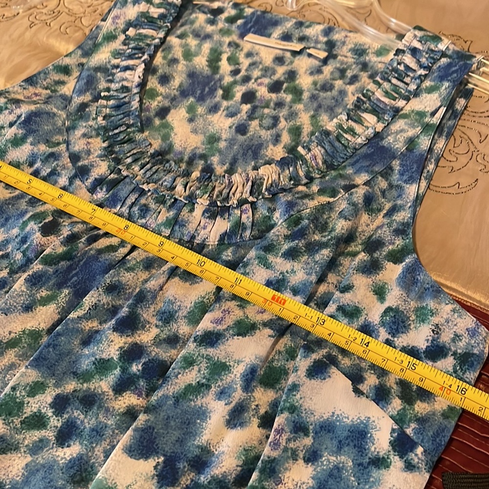 Halogen Silk Sleeveless Blouse - Picture 8 of 8